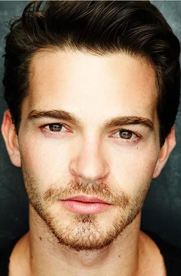 Фотография актёра Доминик Оллбёрн