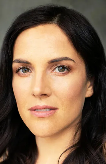 Фотография актёра Стефани Ижак