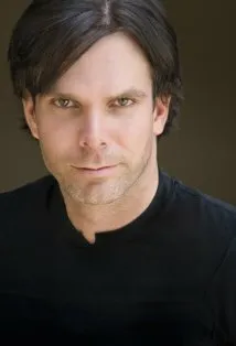 Фотография актёра Девин Рив