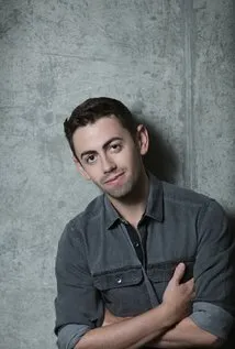 Фотография актёра Нэйтан Линн