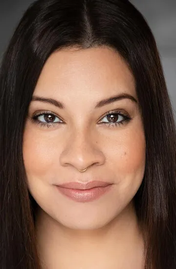 Фотография актёра Кара Джейд Майерс