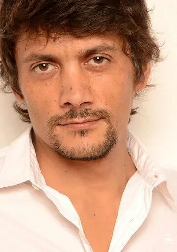 Фотография актёра Даниэль Ольгин