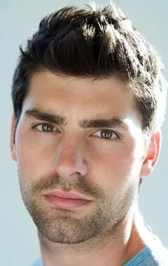 Фотография актёра Трэвис Милн