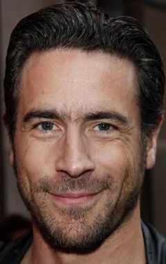 Фотография актёра Ола Рапас