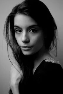 Фотография актёра Оливия Попика