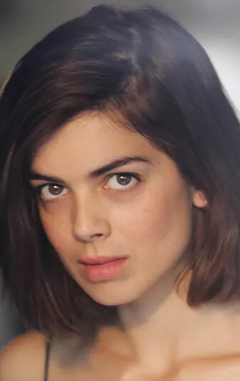 Фотография актёра Анаис Парельо