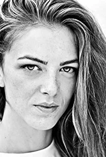 Фотография актёра Джулия Андо