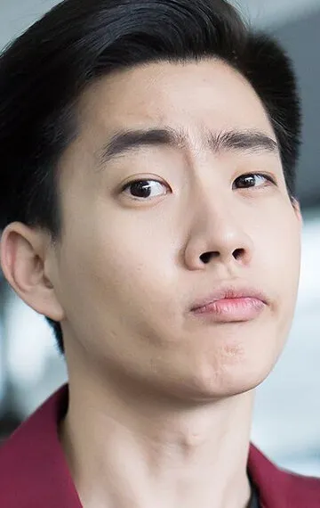 Фотография актёра Юмпол Адулкиттипорн