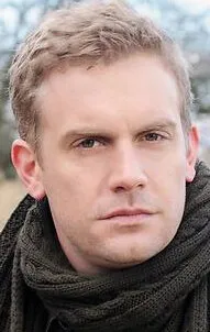 Фотография актёра Себастиан Беццель