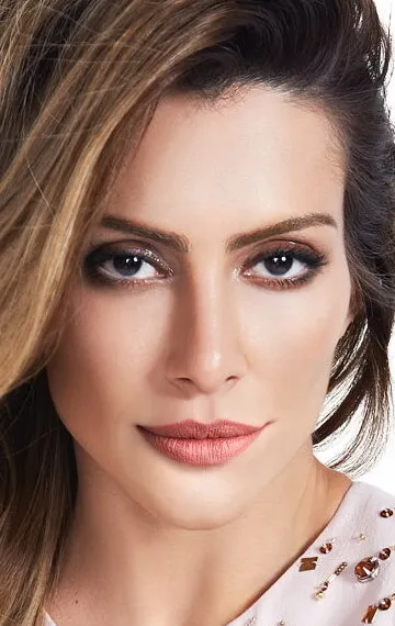 Фотография актёра Клео Пирес