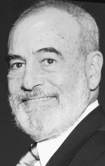 Фотография актёра Эмилио Эчеваррия