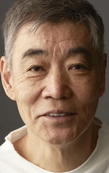 Фотография актёра Акира Эмото