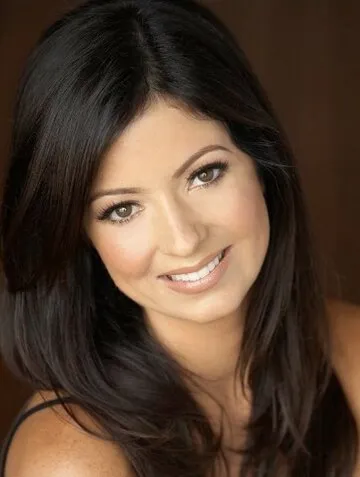 Фотография актёра Челси Кэннел