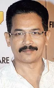 Фотография актёра Атул Кулкарни