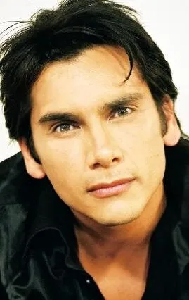 Фотография актёра Рауль Арриета