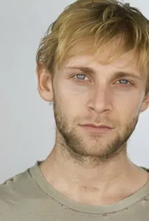 Фотография актёра Дерек Харитон