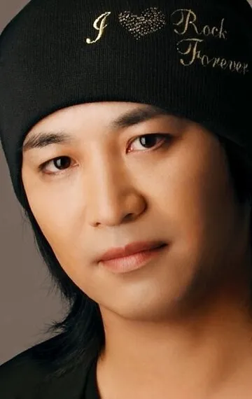 Фотография актёра Косукэ Ториуми