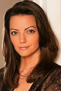 Фотография актёра Кара Эдвардс