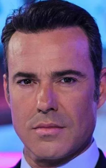 Фотография актёра Мурат Башоглу