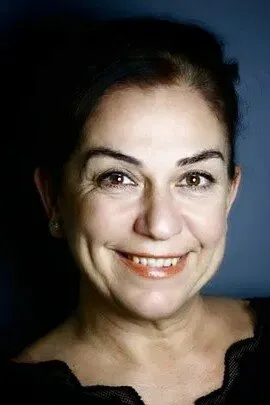 Фотография актёра Шебнем Диллигиль