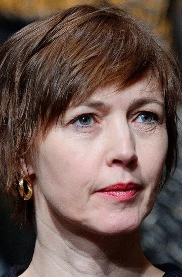 Фотография актёра Петронелла Баркер