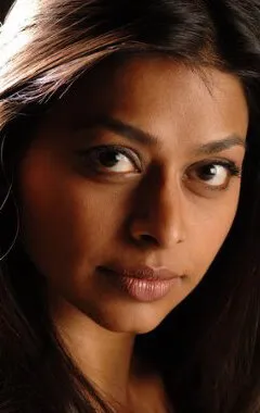 Фотография актёра Айеша Дхаркер