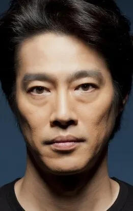 Фотография актёра Синъити Цуцуми