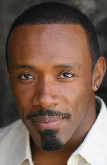 Фотография актёра Шон Бэйкер