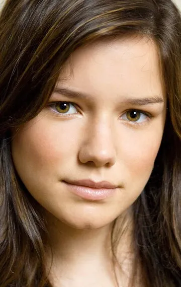 Фотография актёра Ханна Мэнгэн Лоуренс