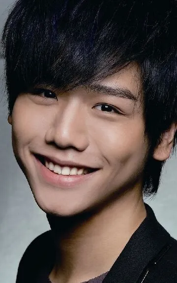 Фотография актёра Эван Йо