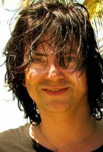 Фотография актёра Джэй Мюллер