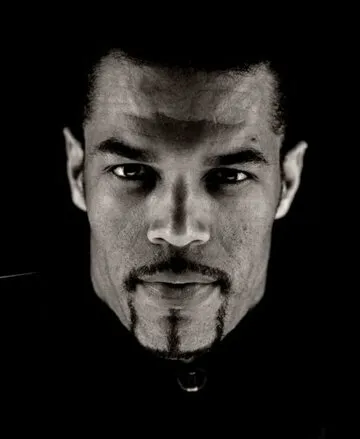 Фотография актёра Эмануэл Беттенкурт