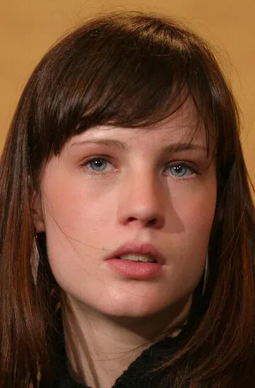 Фотография актёра Хлоя Винкель