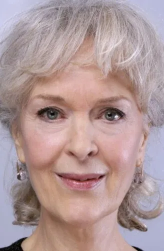 Фотография актёра Эвелин Бюиль