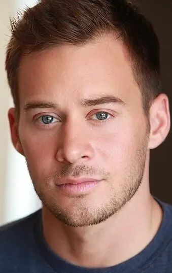 Фотография актёра Марти Дью