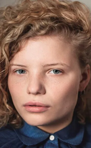 Фотография актёра Луиза-Селин Гаффрон