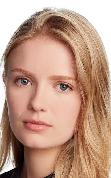 Фотография актёра Хэдли Робинсон