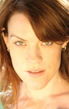 Фотография актёра Стефани Чайковски