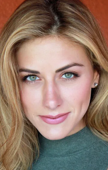 Фотография актёра Перри Мэттфелд