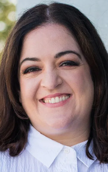 Фотография актёра Мейв Хиггинс