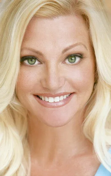 Фотография актёра Джули Майклс