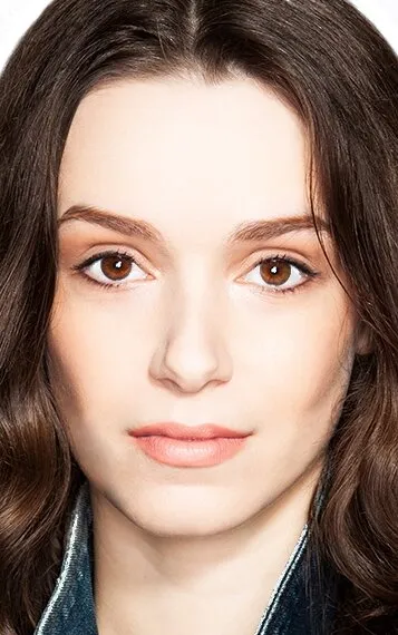 Фотография актёра Александра Эссоу