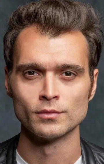 Фотография актёра Хакан Курташ