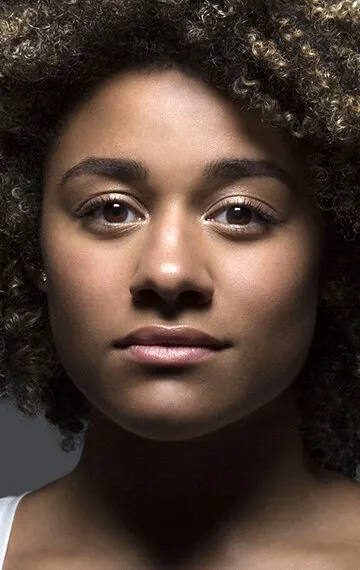 Фотография актёра Ариана Дебоуз