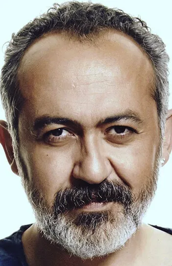 Фотография актёра Кадир Чермик