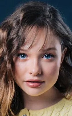 Фотография актёра Зои Маргарет Коллетти