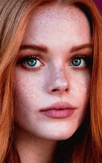 Фотография актёра Эбигейл Ф. Коуэн