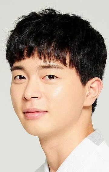 Фотография актёра Ли Сан-ун