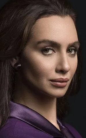 Фотография актёра Бирдже Акалай