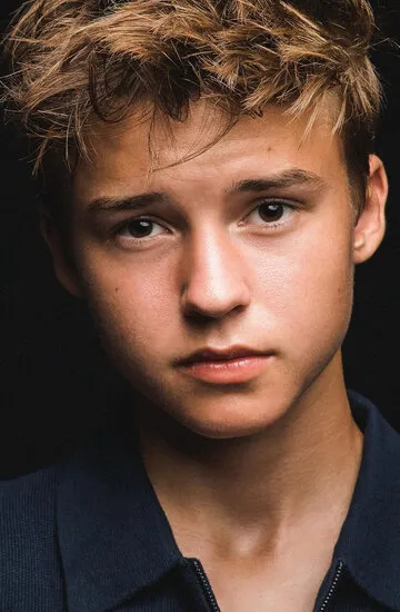 Фотография актёра Макс Дженкинс